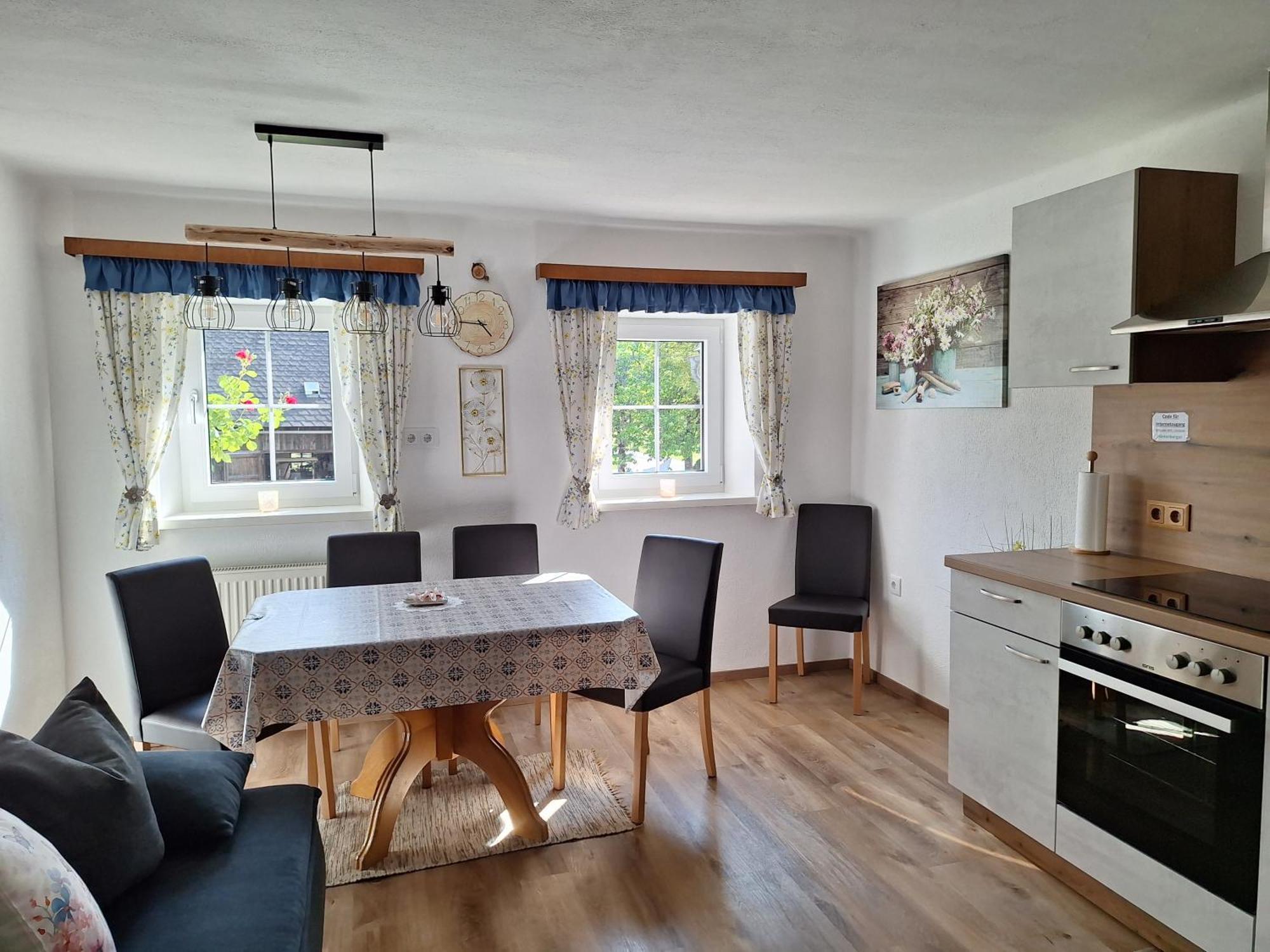 Loitzbauer Ferienwohnungen Sankt Gilgen Kamer foto